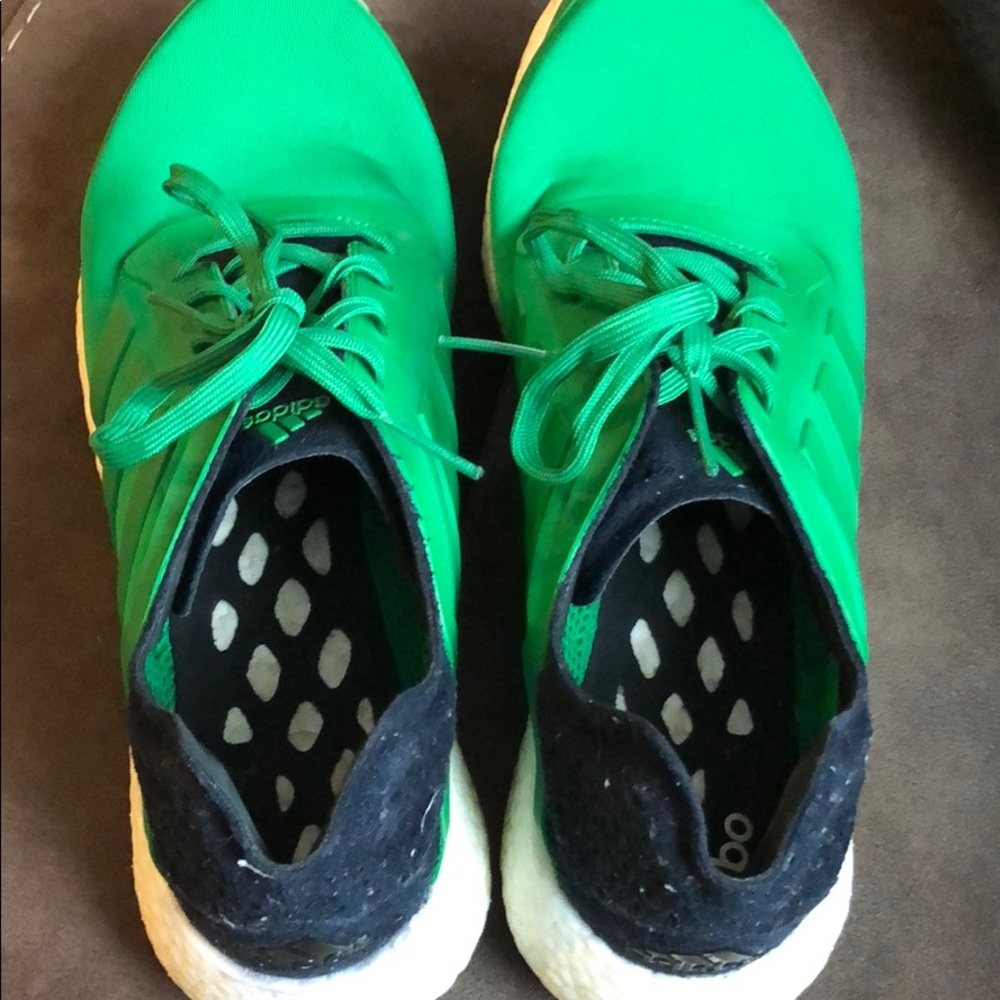 OG Adidas Boost - Picture 5 of 6
